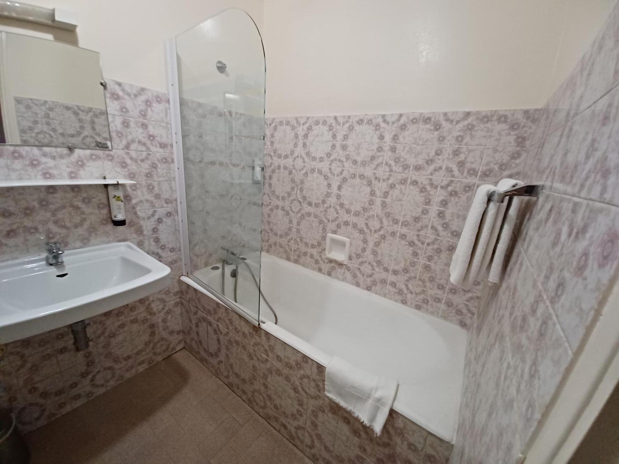 Logis Hotel Du Pont D'Or バルジョル エクステリア 写真